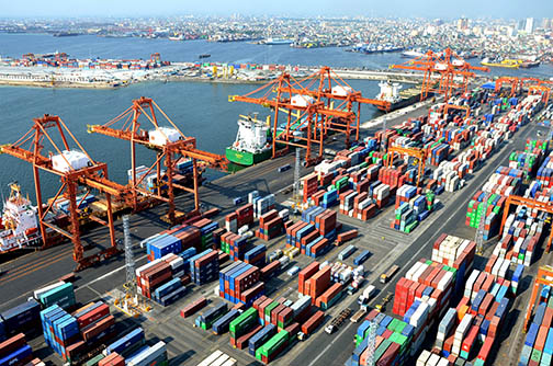 PH ports suffer 33% drop in 2015 cargo throughput - PortCalls Asia